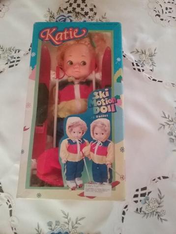 Vintage Pop –Katie – Ski Motion Doll. beschikbaar voor biedingen