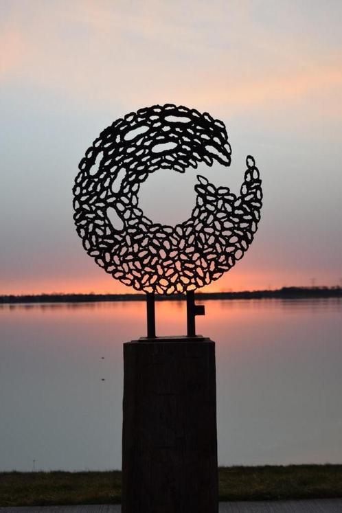 IJzer kunst in uw eigen tuin, Antiek en Kunst, Kunst | Beelden en Houtsnijwerken, Ophalen of Verzenden