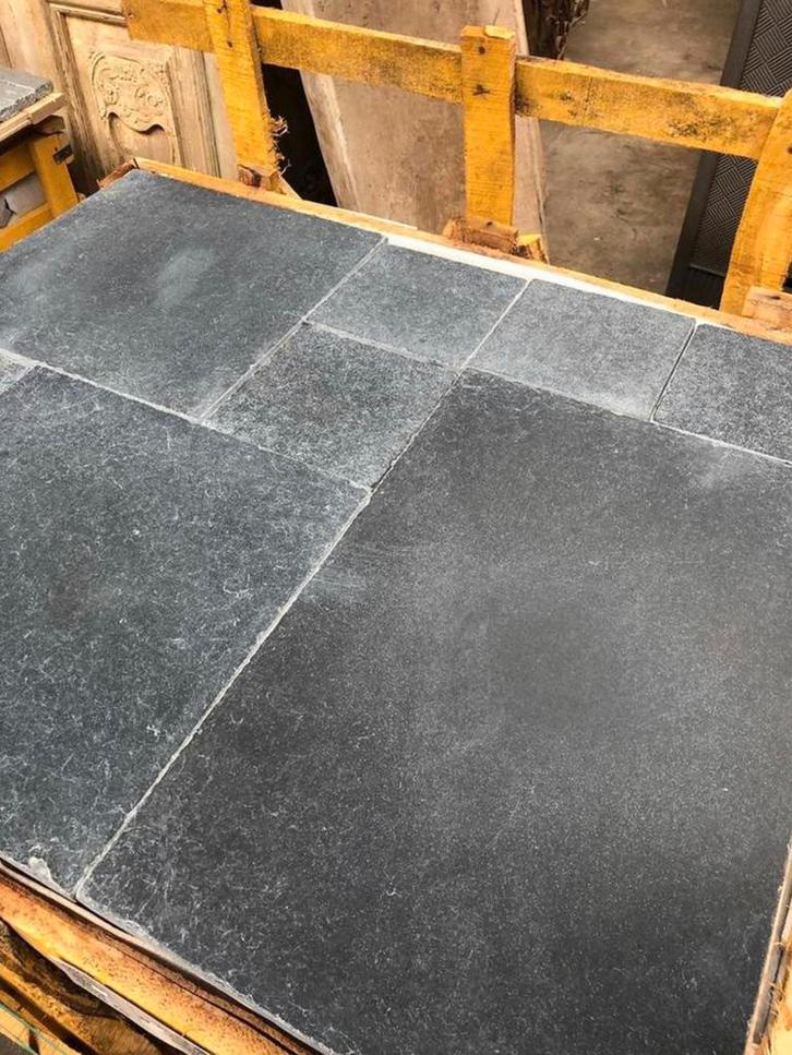 Pierre Bleue Natuursteen Hardsteen romaans verband tegels, Doe-het-zelf en Bouw, Tegels, Ophalen of Verzenden