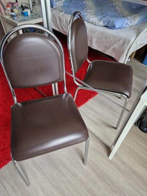 Te koop twee stoelen in uitstekende staat, Huis en Inrichting, Stoelen, Zo goed als nieuw, Twee, Kunststof, Metaal, Stof, Overige materialen