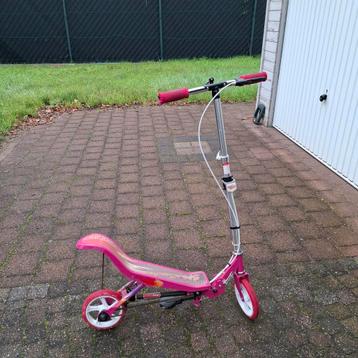 Space scooter rozespace scooter  beschikbaar voor biedingen