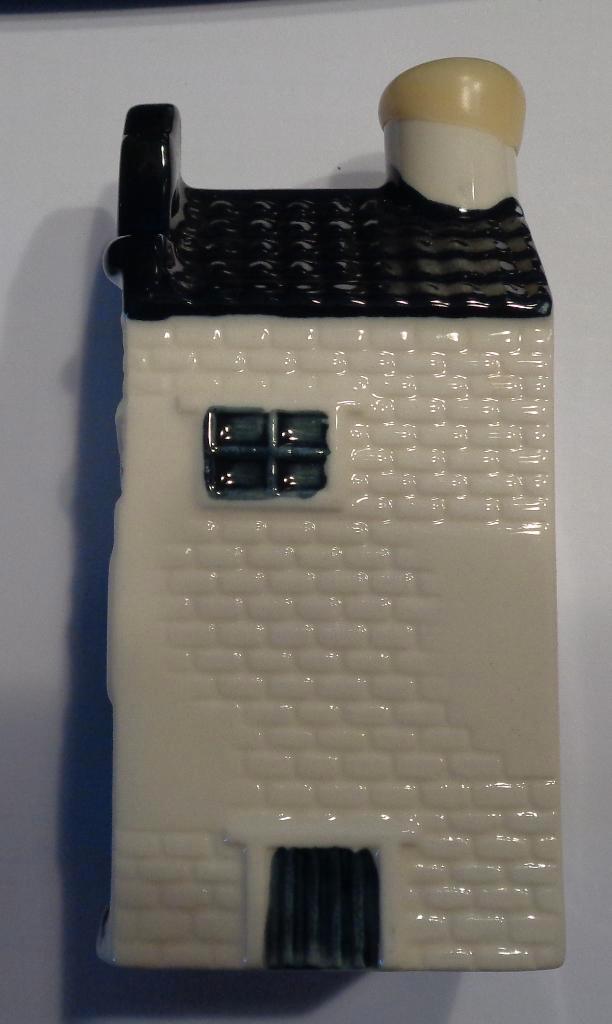 KLM huisje nr 12, Verzamelen, Sabenasouvenirs, Zo goed als nieuw, Ophalen of Verzenden