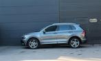 Volkswagen Tiguan R-Line TSI 4x4 DSG, Auto's, Automaat, 4 cilinders, Leder, 5 zetels