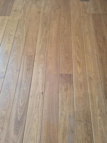 Eiken houten vloer 87 m2 beschikbaar voor biedingen