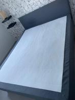 Lit Ikea SÄBÖVIK avec sommier et matelas 140 x 200 cm, 140 cm, Enlèvement, Utilisé, Sommier