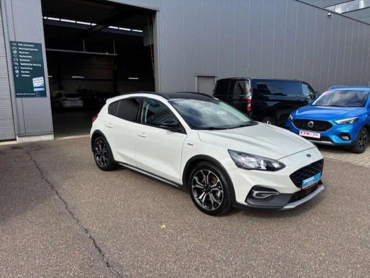 Ford Focus Focus 1.0 EcoBoost Automaat. ACTIVE/Navigatie/1j, Auto's, Ford, Particulier, Te koop, Focus, ABS, Achteruitrijcamera