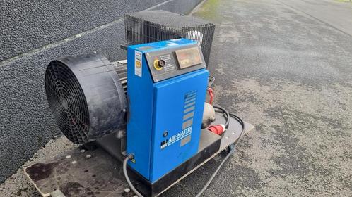 Schneider 4kw schroefcompressor, Doe-het-zelf en Bouw, Compressors, Gebruikt, 6 tot 10 bar, Minder dan 25 liter, 400 tot 800 liter/min