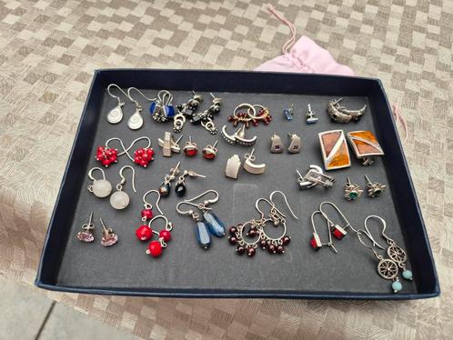 Zilveren oorbellen met echte edelstenen 10 eu- 40 eu, Handtassen en Accessoires, Oorbellen, Zo goed als nieuw, Ophalen of Verzenden