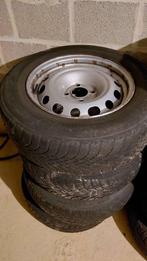 4 jantes       4 Pneus Hivers   215/65 R 15 T, 15 pouces, Véhicule de tourisme, Pneu(s), Enlèvement