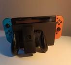 Nintendo Switch avec 5 jeux et une manette professionnelle, Enlèvement ou Envoi, Comme neuf, Switch Original, Avec jeux