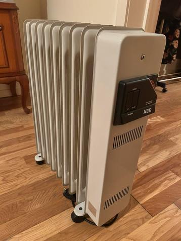 Olieradiator 2500W AEG, Enlèvement, Utilisé