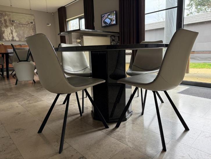 Eetkamerstoelen Bradley (Overstock/Exterioo), Huis en Inrichting, Stoelen, Gebruikt, Vier, Leer, Wit, Ophalen