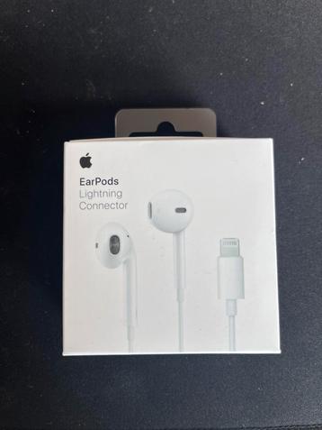 Nieuwe Apple EarPods with lightning connector beschikbaar voor biedingen