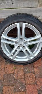 WINTERBANDEN OP MERCEDES SIERVELGEN, Auto-onderdelen, Banden en Velgen, Ophalen, Gebruikt, 17 inch, Band(en)