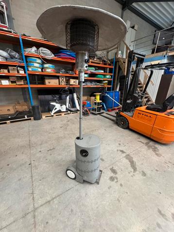 terrasverwarmer op gas beschikbaar voor biedingen