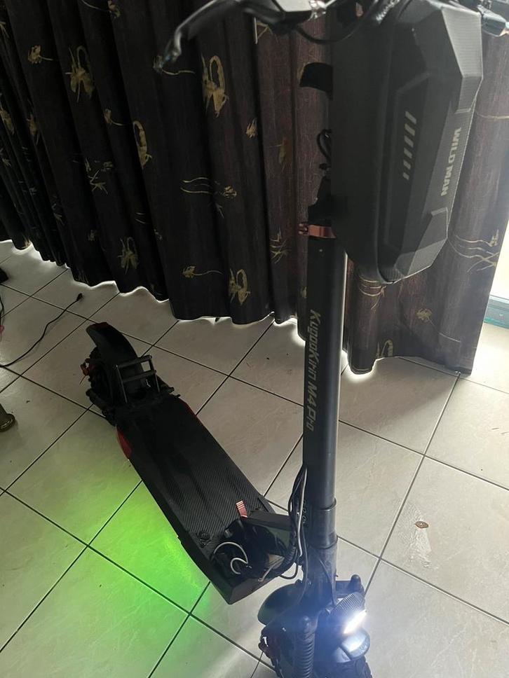 Kugookirin M4pro, Fietsen en Brommers, Steps, Gebruikt, Elektrische step (E-scooter), Ophalen