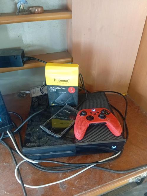 Xbox one 365Go un disque dur externe 1tb, Games en Spelcomputers, Spelcomputers | Xbox One, Zo goed als nieuw, Xbox One, 500 GB