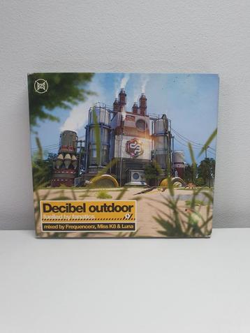 Frequencerz, Miss K8 & Luna – Decibel Outdoor  beschikbaar voor biedingen
