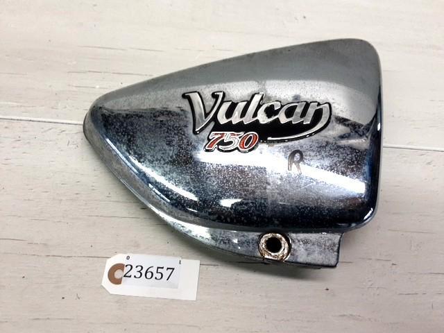 VN750 1986 - 2006 Kawasaki Cover Cover onder zadel D1-51438, Motoren, Onderdelen | Kawasaki