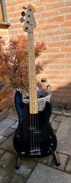 Fender Precision Bass Signature Roger Waters, Muziek en Instrumenten, Snaarinstrumenten | Gitaren | Bas, Ophalen, Zo goed als nieuw