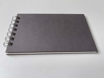 20 handmade foto-boekjes  beschikbaar voor biedingen