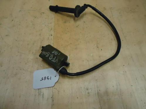 VFR800 1998 - 2001 Honda Bobijn bougiekop D1-11865, Motoren, Onderdelen | Honda