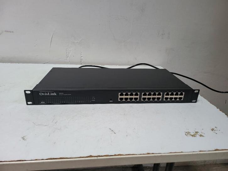 Ovislink GSH24, 24-port Gigabit Switch, Computers en Software, Netwerk switches, Gebruikt, Ophalen of Verzenden