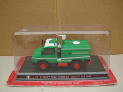 IVECO FOREST FIRE VEHICLE-SCOUT TSK 1000,OP SCHAAL 1/50., Hobby & Loisirs créatifs, Voitures miniatures | 1:50, Neuf, Bus ou Camion