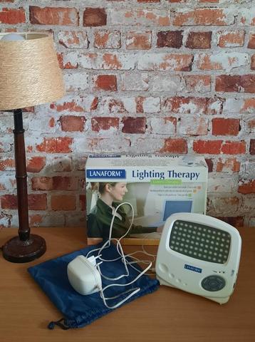LICHTTHERAPIE-apparaat  beschikbaar voor biedingen