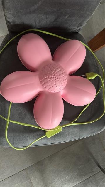 Ikea wandlicht bloem beschikbaar voor biedingen