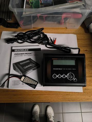 Chargeur Multiplex Power Peak C8 180w beschikbaar voor biedingen