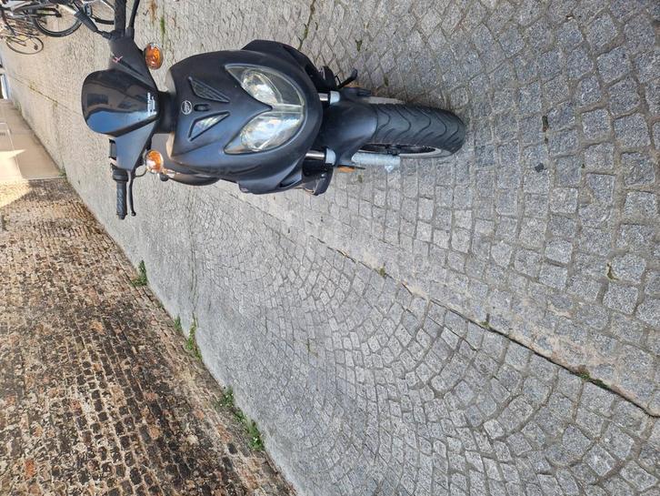 Keeway fact a klasse brommsr, Fietsen en Brommers, Overige Fietsen en Brommers, Ophalen