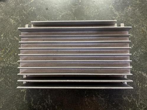 Radio versterker van een BMW 3-Serie, Auto-onderdelen, Elektronica en Kabels, BMW, Gebruikt, 3 maanden garantie