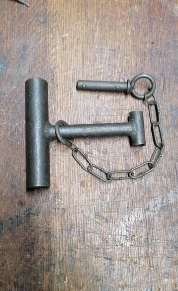 Handvat met kettingpen uit de Tweede Wereldoorlog in de VS beschikbaar voor biedingen