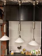3 aparte hanglampen met kap in mat glas. LED. Perfecte staat, Ophalen, 50 tot 75 cm, Zo goed als nieuw, Glas