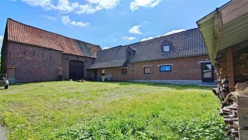 Ferme à vendre à Froyennes, 7 chambres, Immo, Huizen en Appartementen te koop, Vrijstaande woning, G