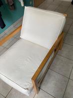 1 stoel / zetel met houten frame en 2 losse witte kussens., Huis en Inrichting, Ophalen, Gebruikt