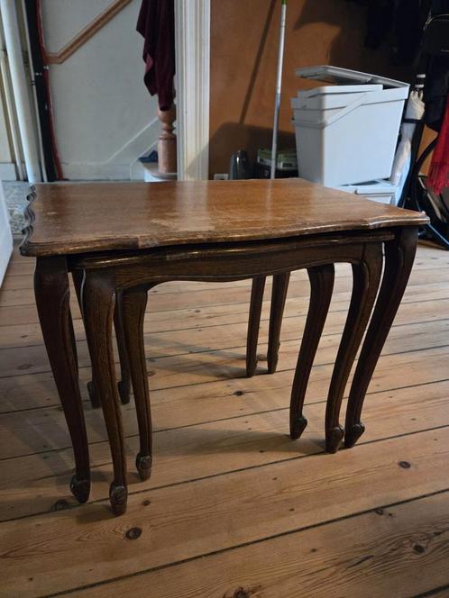 3 in elkaar schuivende bijzettafeltjes, Huis en Inrichting, Tafels | Bijzettafels, Ophalen