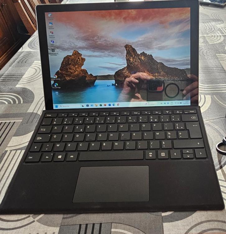 Microsoft Surface Pro 5 (Impeccable comme Neuf !), Computers en Software, Windows Laptops, Zo goed als nieuw, 12 inch, SSD, 2 tot 3 Ghz