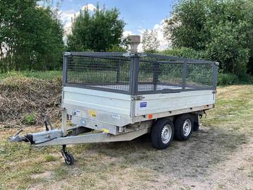2010 Saris PK40A Remorque avec système de basculement hydra, Autos : Divers, Utilisé