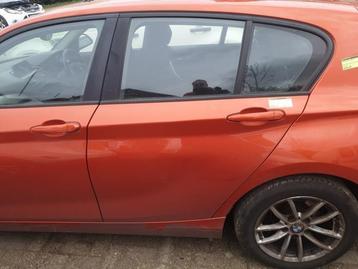 Portier 4Deurs links-achter van een BMW 1-Serie (B44) beschikbaar voor biedingen