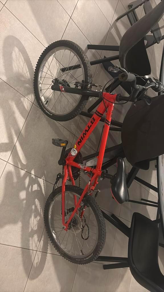 Rode Btwin kinderfiets 20 inch | goede staat, Fietsen en Brommers, Fietsen | Crossfietsen en BMX, Gebruikt, 20 tot 24 inch, Ophalen of Verzenden