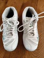 Mizuno volleybal schoenen, Sport en Fitness, Volleybal, Ophalen of Verzenden, Zo goed als nieuw, Schoenen
