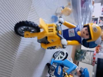 Playmobil crossmotors & figuren beschikbaar voor biedingen
