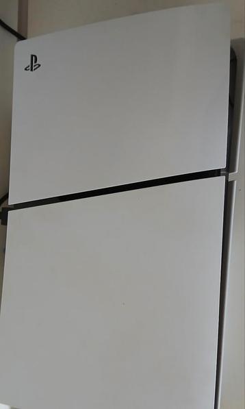 Playstation 5 slim disc edition zo goed als nieuw. beschikbaar voor biedingen