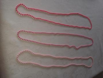 Nieuw parelsnoer (ketting, halsketting) beschikbaar voor biedingen