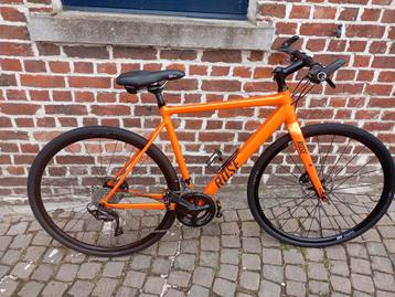 PRO CROSS 105 beschikbaar voor biedingen