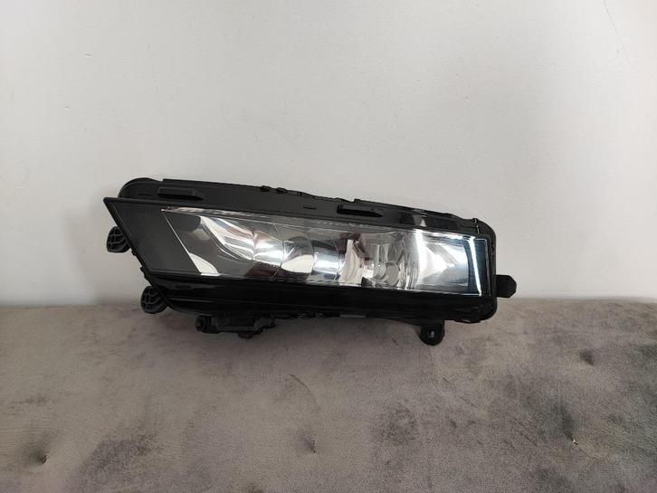 Mistlamp links Skoda Octavia III 5E (origineel) 2012-2021, Auto-onderdelen, Verlichting, Skoda, Gebruikt, Ophalen of Verzenden