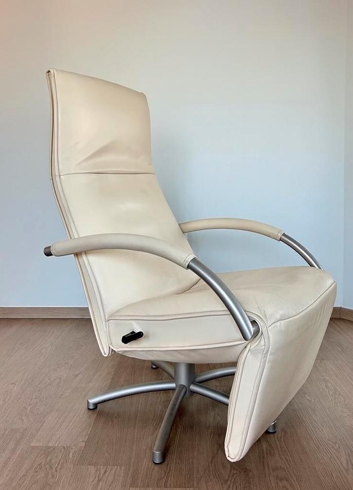 JORI Design Fauteuil Mensana (2x), Huis en Inrichting, Fauteuils, Gebruikt, Leer, Metaal, 75 tot 100 cm, 100 tot 125 cm, Ophalen