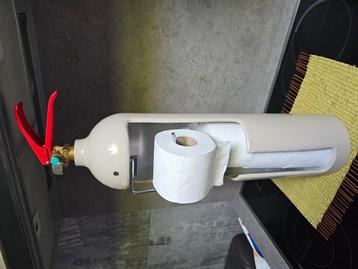 brandblusser wc dispenser zware uitvoering  beschikbaar voor biedingen